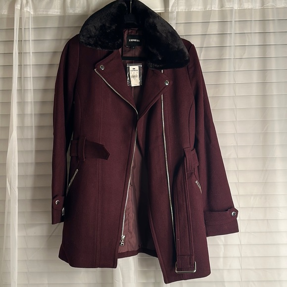 Express Coat - Picture 1 of 3